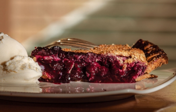 berry pie with cornmeal crust